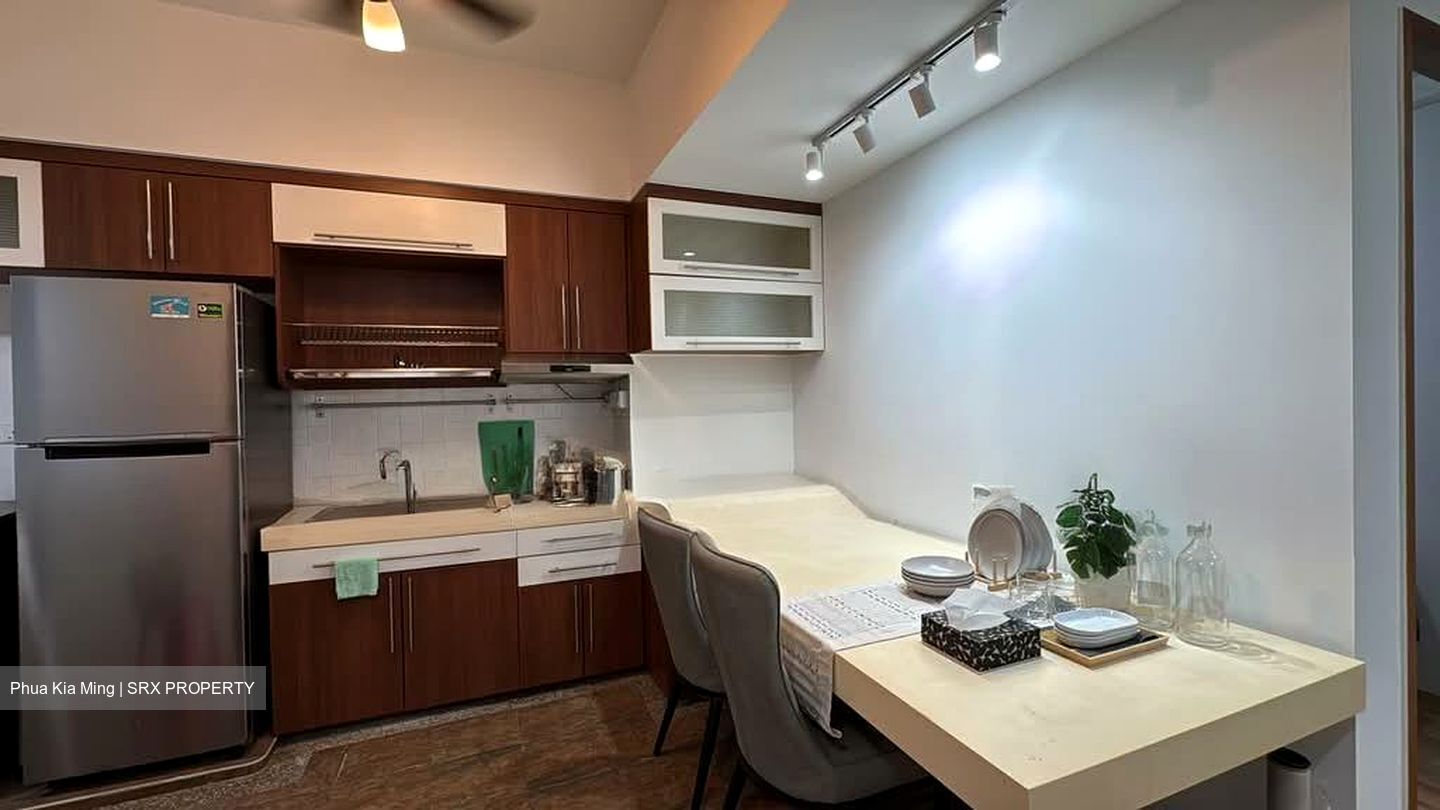International Plaza (D2), Apartment #569553481